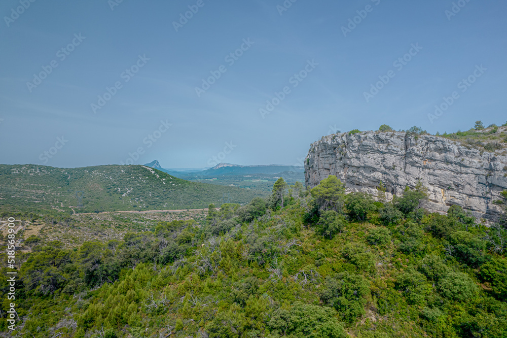 Naklejka premium FALAISE