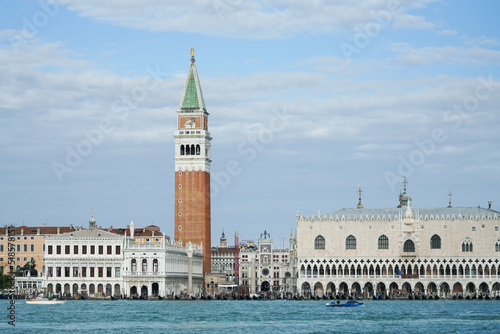 View of the city of Venice © xuli
