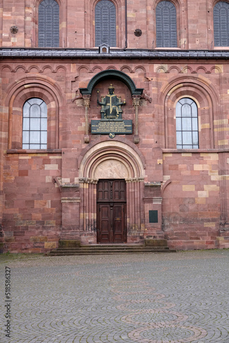 Eingang am Dom in Worms