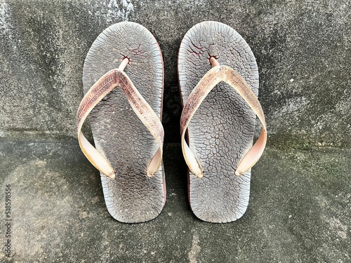 Wallpaper Mural flip flops on the beach Torontodigital.ca