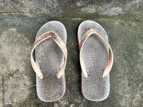 Wallpaper Mural flip flops on the beach Torontodigital.ca