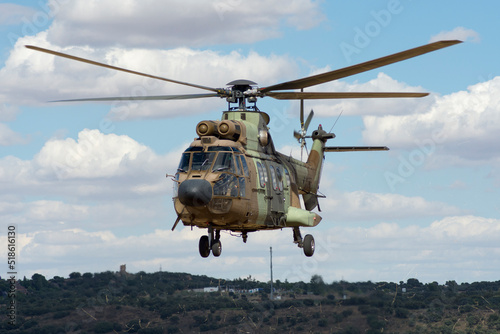Helic  ptero militar de transporte Cougar