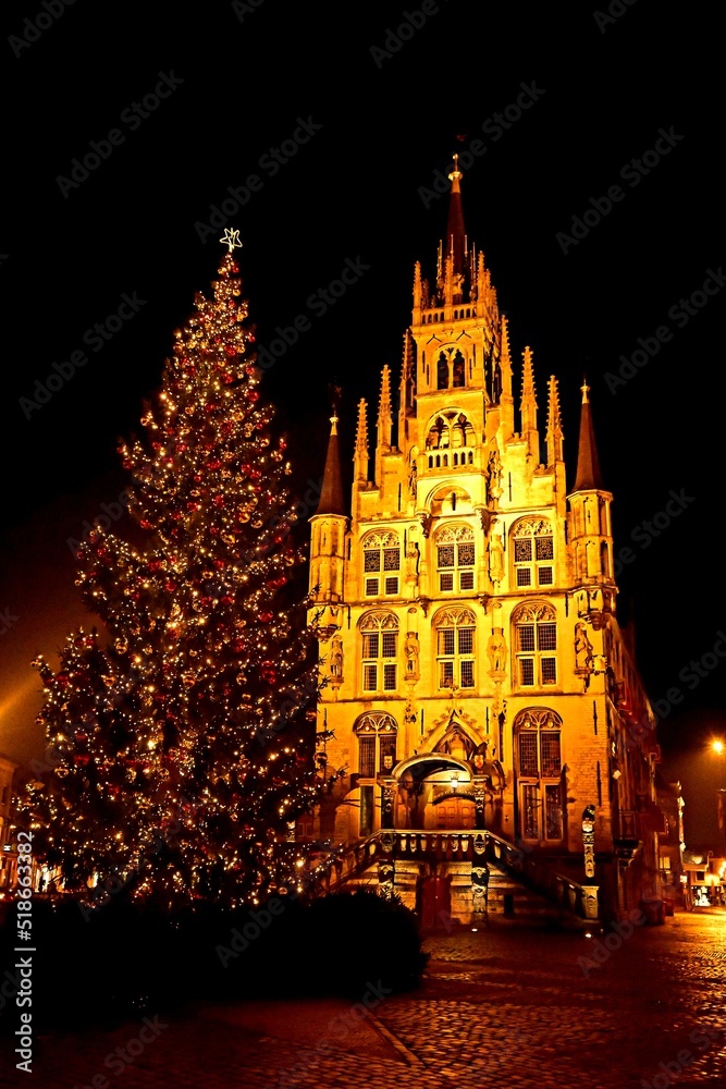 Fototapeta premium Old town hall Gouda, christmas