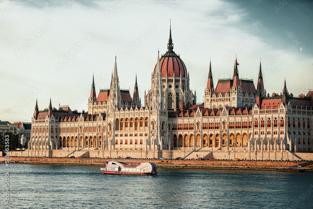 Hungarian parliament building and Danube river, Budapest, Hungary. Hungarian parliament building and Danube river, Budapest, Hungary.