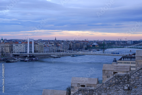 Photography elisabeth bridge budapest