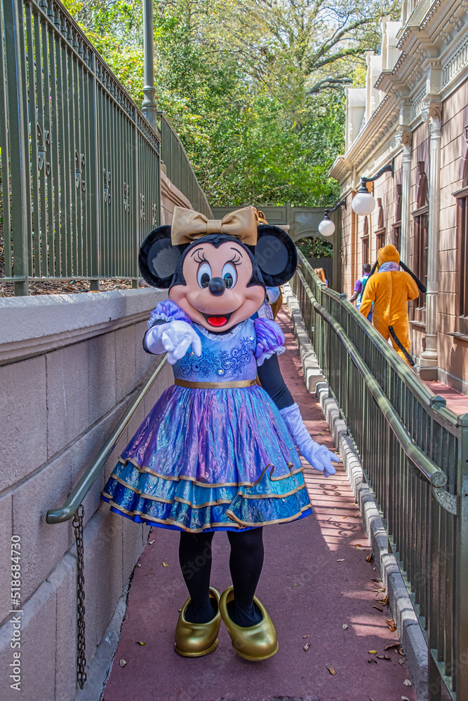Minnie Mouse From Disney Character-foton och fler bilder på Minnie
