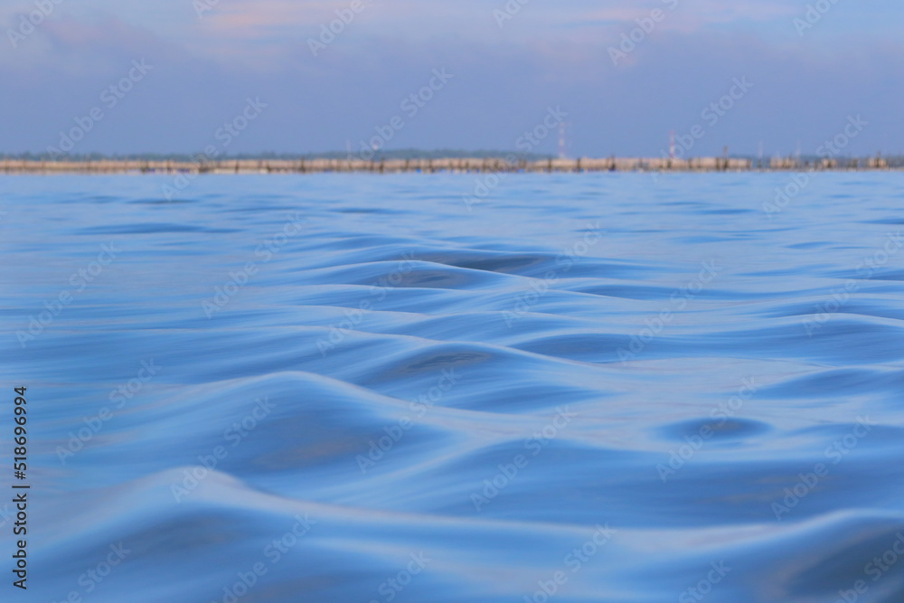 Obraz premium Beautiful blue wave in the sea, Nature background