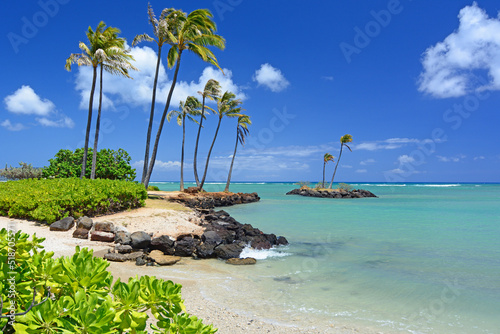 Fototapeta Naklejka Na Ścianę i Meble -  Kahala beach in east Honolulu on the island of Oahu in Hawaii. 