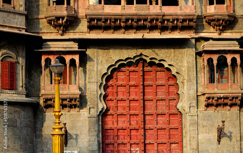 Rajwada Door, Ahilyabai Holkar Castel, Indore photo