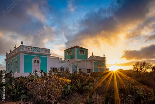 Feudale Villa in Antigua auf Fuerteventura bei Sonnenaufgang © Neissl