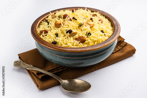 Fotografie Kashmiri sweet modur pulao made of rice cooked with sugar, water flavored with S