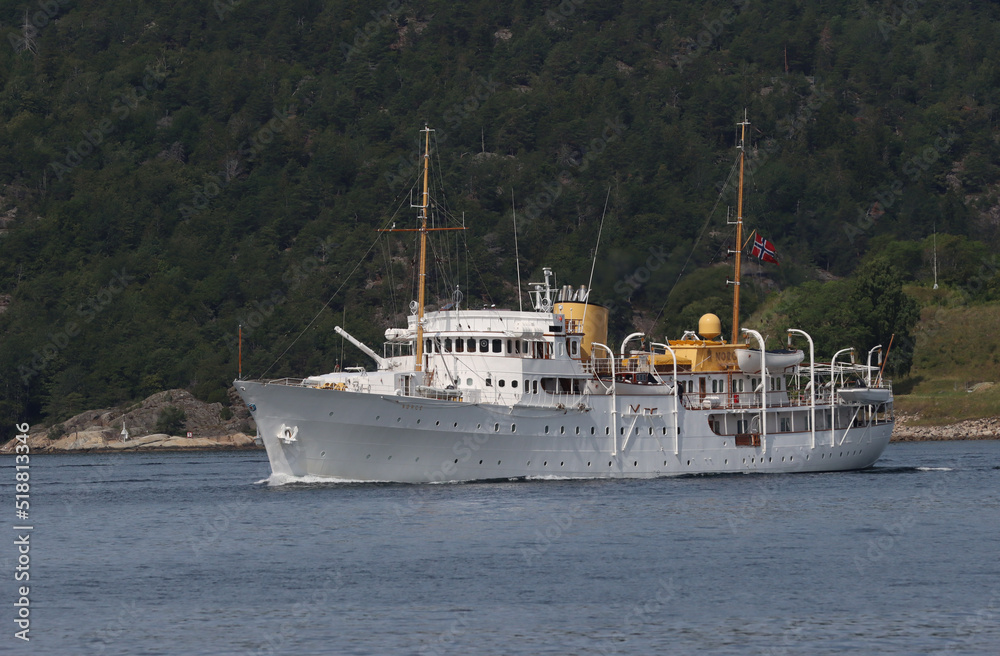 Norwegian royal yacht - Norge