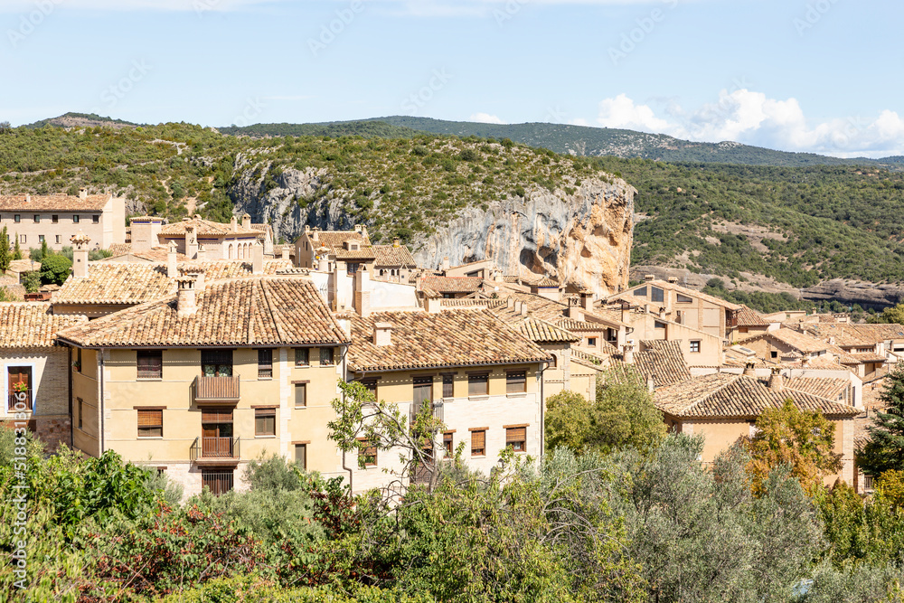 partial view over Alquézar (Alquezra), Somontano de Barbastro, province of Huesca, Aragon, Spain