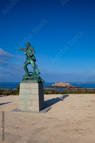 Statue of Corsair Robert Surcouf on the promenade, Saint Malo, France