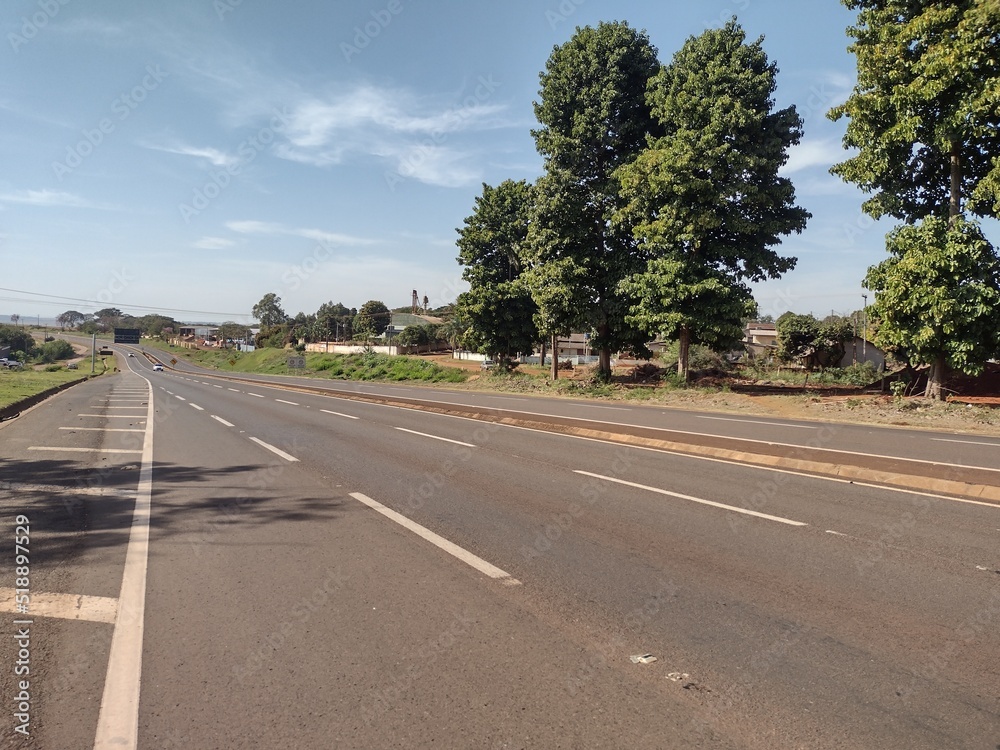 Fototapeta premium Rodovia PR 317 - km 157 (3)