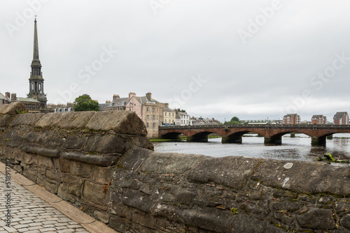 Fotomurale Ayr New Bridge shot from the Auld Brig of Ayr in Ayrshire Scotland
