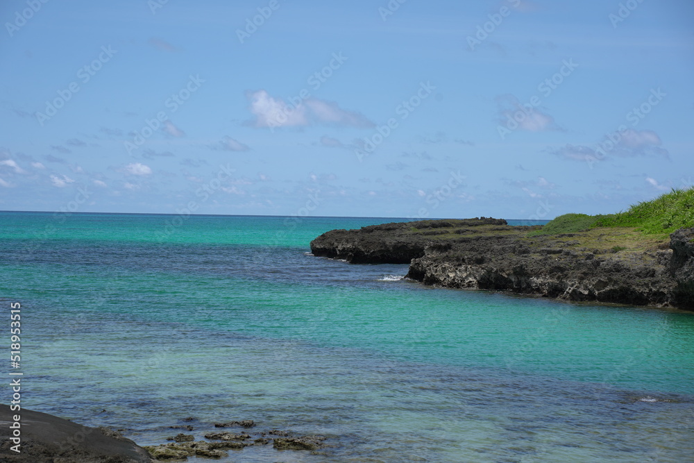 Naklejka premium Blue Ocean in Okinawa, Japan