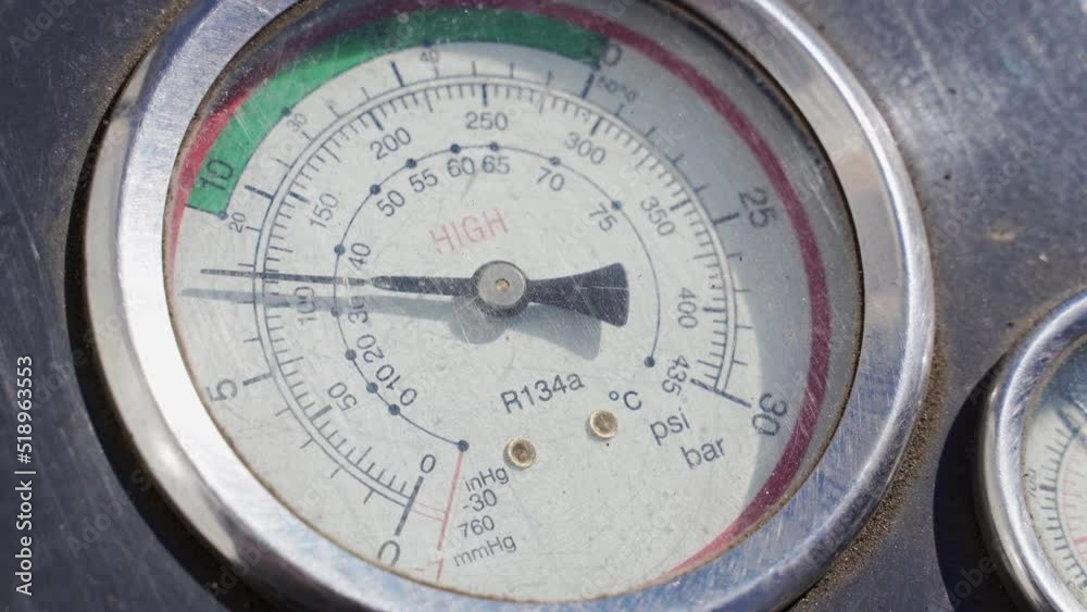 pressure meter. a device with an arrow showing pressure. manometer pressure meter. a device with an arrow showing pressure. manometer