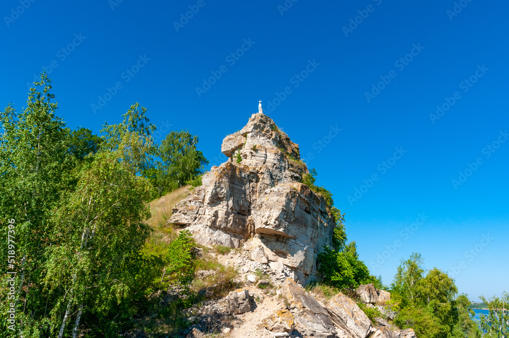Rocks in the Zhigulevsky mountains near the town of Zhigulevsk!