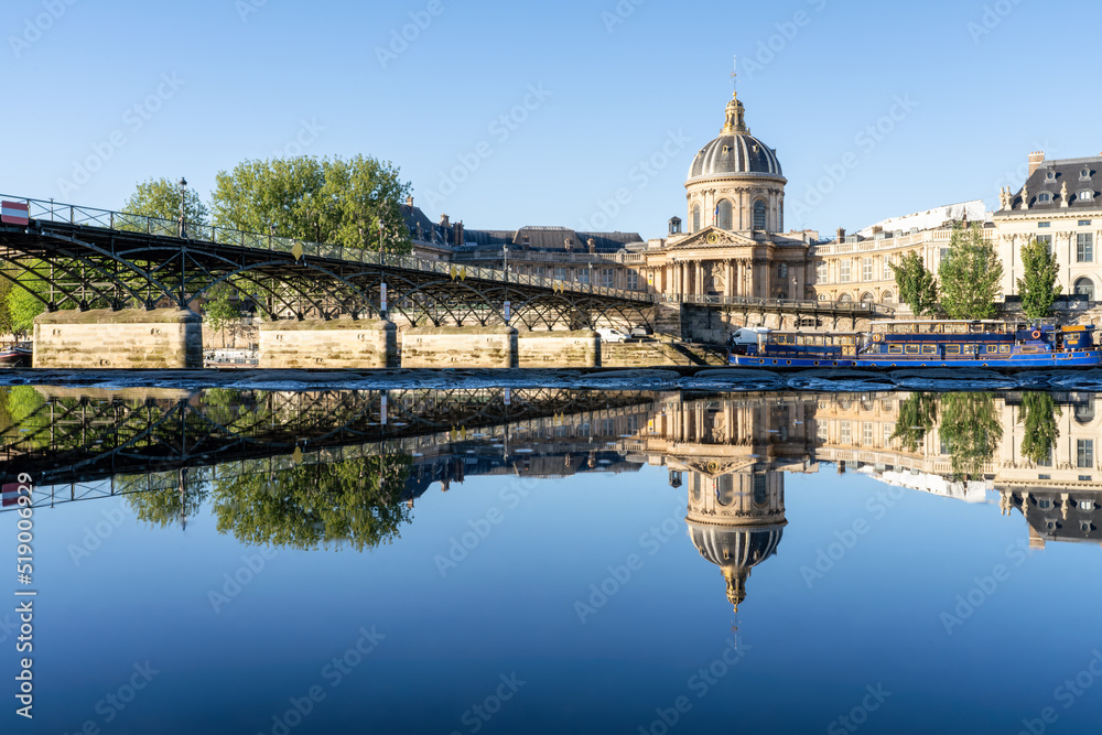 Institut de France and Pont des Arts, Paris, France Institut de France and Pont des Arts, Paris, France