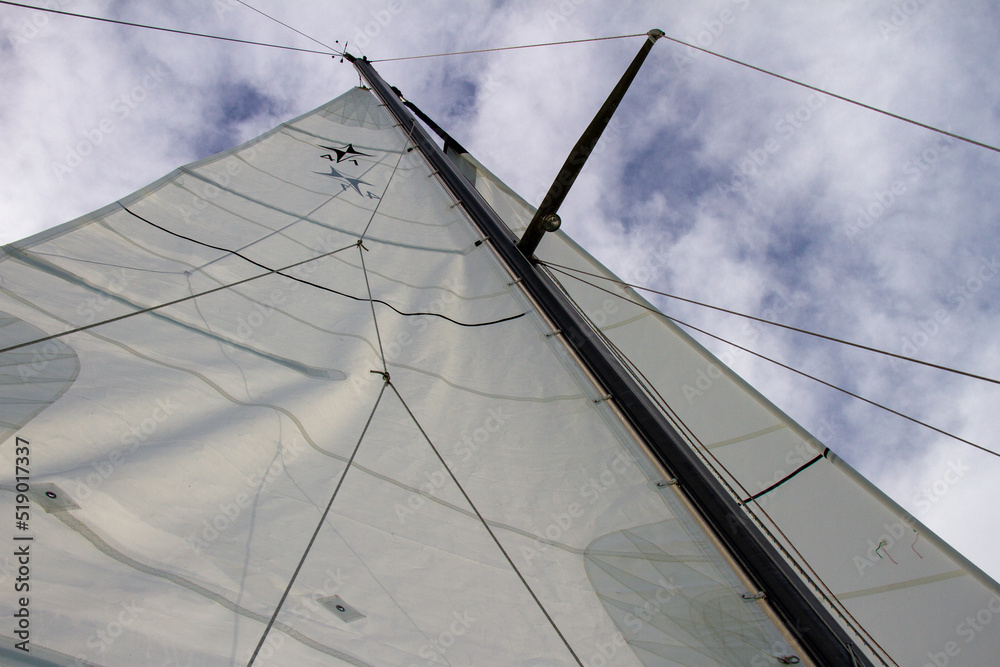 Fototapeta premium Sailboat mast and sky in the Outer Banks