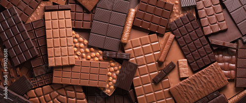 Obraz na plátne heap chocolate bar as a food background, confectionery cocoa product