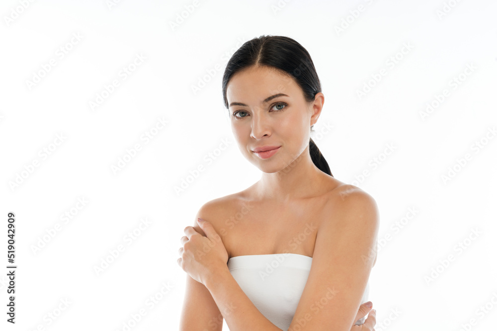 Beautiful smiling of young beauty pretty caucasian woman clean fresh healthy white skin facial treatment.asian girl model with fashion cosmetic makeup skin care look at camara.spa and beauty concept Beautiful smiling of young beauty pretty caucasian woman clean fresh healthy white skin facial treatment.asian girl model with fashion cosmetic makeup skin care look at camara.spa and beauty concept