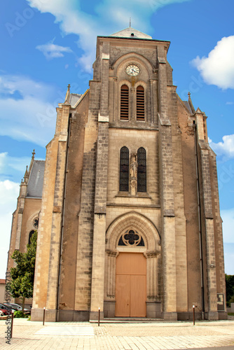 La Planche. Église Saint-Jacques. Loire-Atlantique. Pays de la Loire  © guitou60