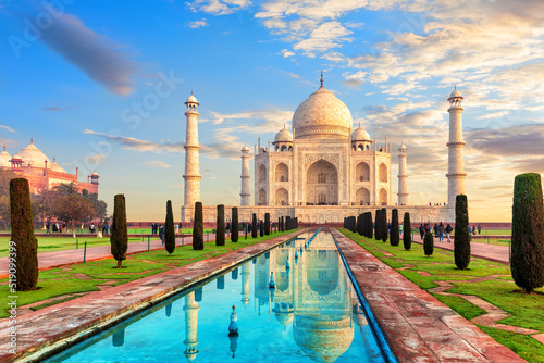 Wonder of the world of India, Taj Mahal Mausoleum, Uttar Pradesh, Agra