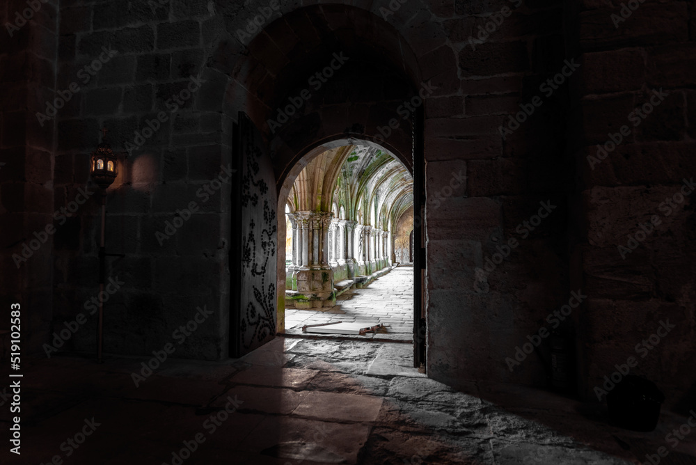 Fototapeta premium The cloister of the Frontfroide Abbey, France