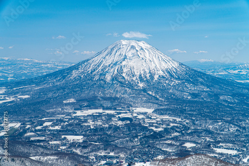 日本　北海道　羊蹄山　雪景色　冬　ニセコ © 翔 馬渕