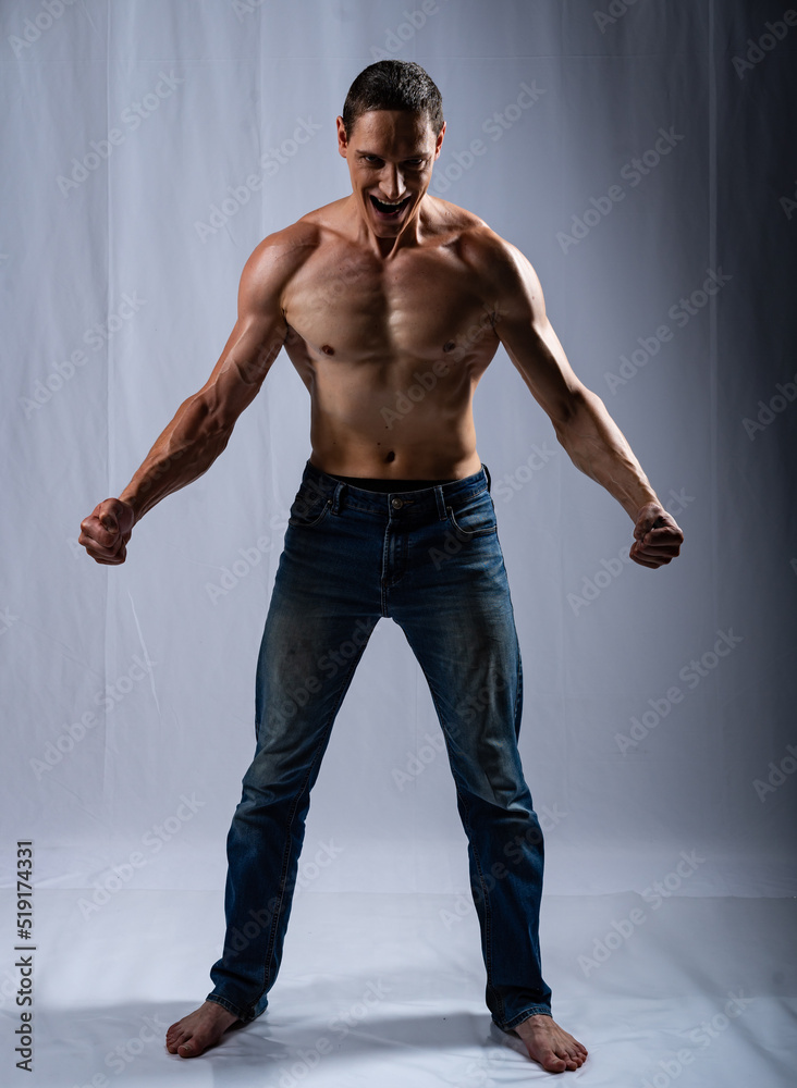 Handsome male torso. Sexy m, Strongzhchina, naked body, naked man. Sexy