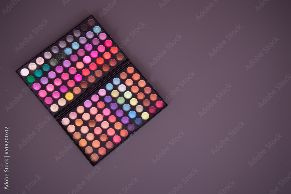Small make-up kit. Small make-up kit.