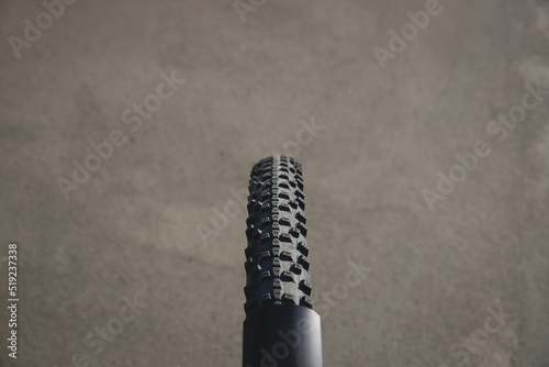 Mountain bike tire and a mudguard from above