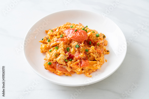 Stir-fried tomatoes with egg or Scrambled eggs with tomatoes