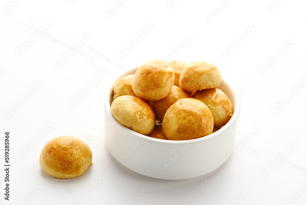 Nastar, Nastar Cookies with pineapple jam inside. Familiar during the month of Ramadan and Eid Fitri.
Nastar, Nastar Cookies with pineapple jam inside. Familiar during the month of Ramadan and Eid Fitri.