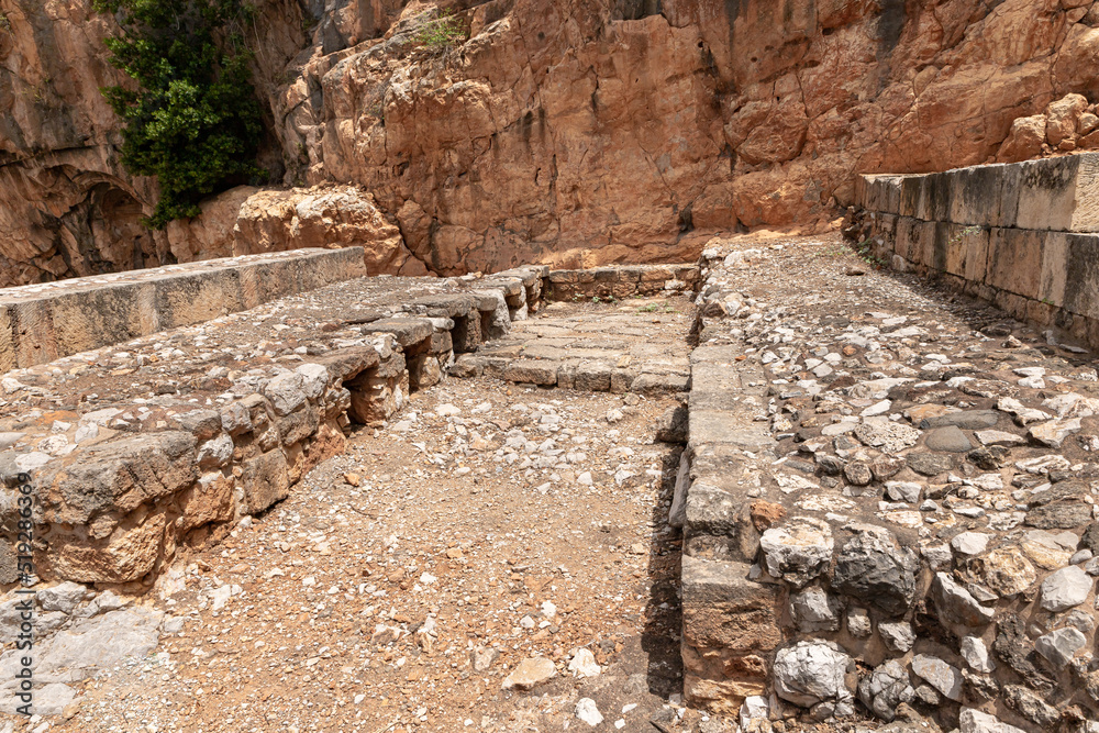 Fototapeta premium Ruins of a temple Khirbat Panyas Banyas near a national park in northern Israel