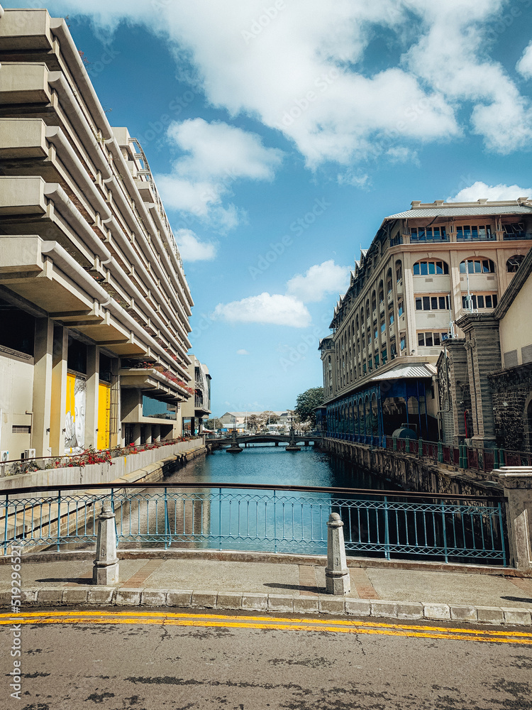 Naklejka premium Port-Louis