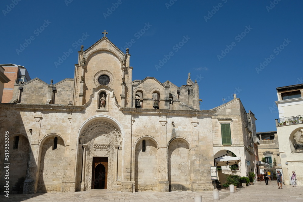 Église au village de Matera dans la région des pouilles, Italie