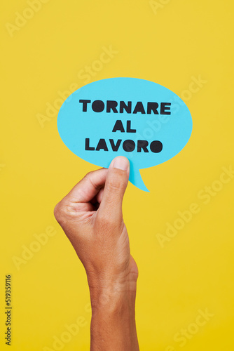 text back to work written in italian