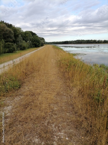 path to the sea