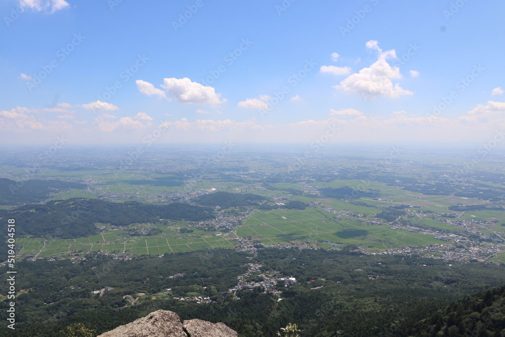 夏の茨城県の筑波山の登山