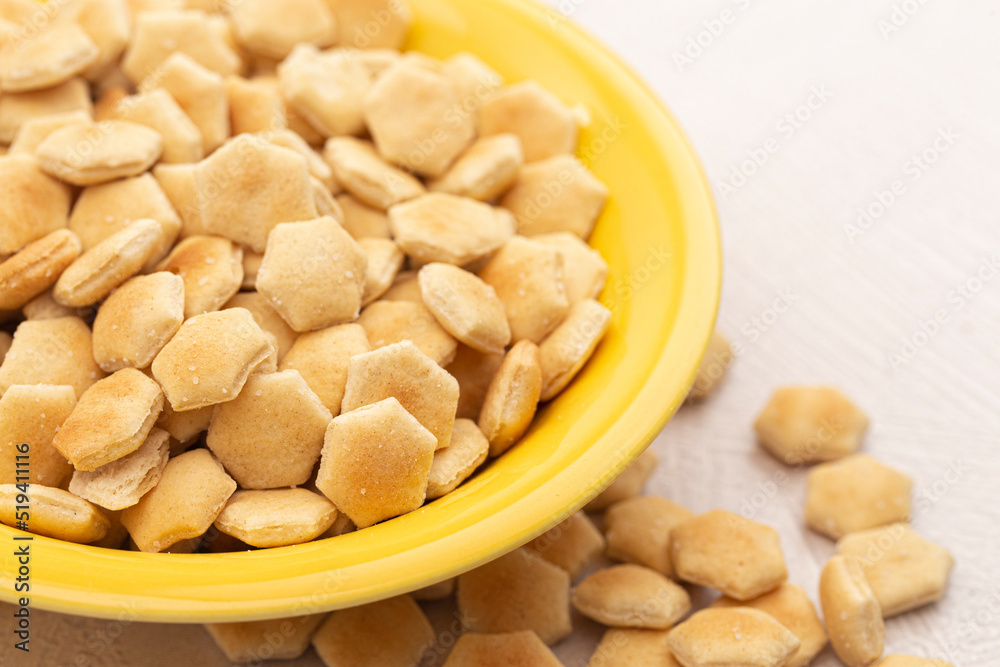 Small Salted Oyster Crackers for Soup and Chowders Small Salted Oyster Crackers for Soup and Chowders