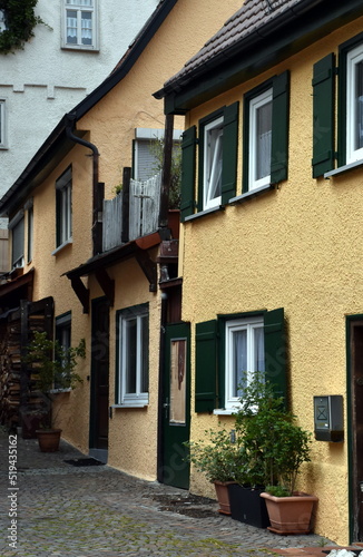 Fototapeta Naklejka Na Ścianę i Meble -  Gasse in der Altstadt von Heidenheim