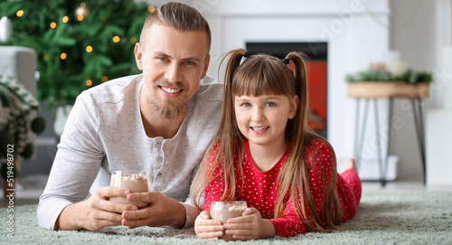 Happy father and daughter d...