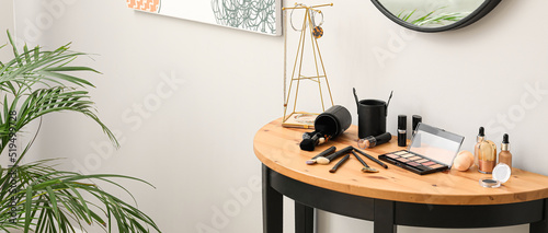 Set of decorative cosmetics...