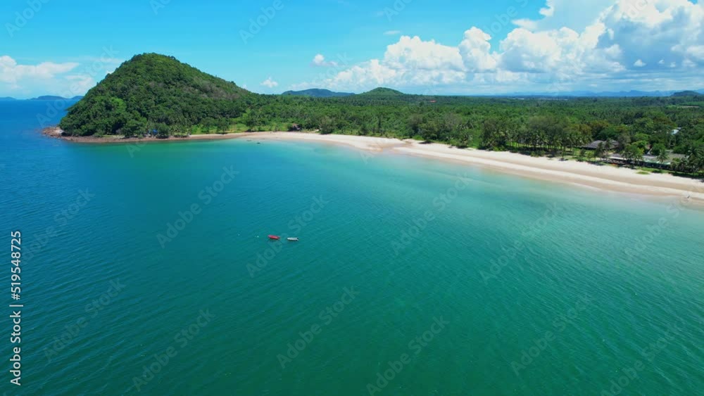 Drones are flying over beautiful beaches and seas. Thung Wua Laen Beach, Chumphon, Thailand. tropical sea. travel concept. 4K
Drones are flying over beautiful beaches and seas. Thung Wua Laen Beach, Chumphon, Thailand. tropical sea. travel concept. 4K