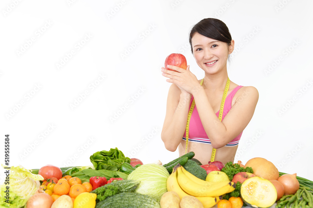 野菜と果物と女性 ダイエットイメージ 野菜と果物と女性 ダイエットイメージ