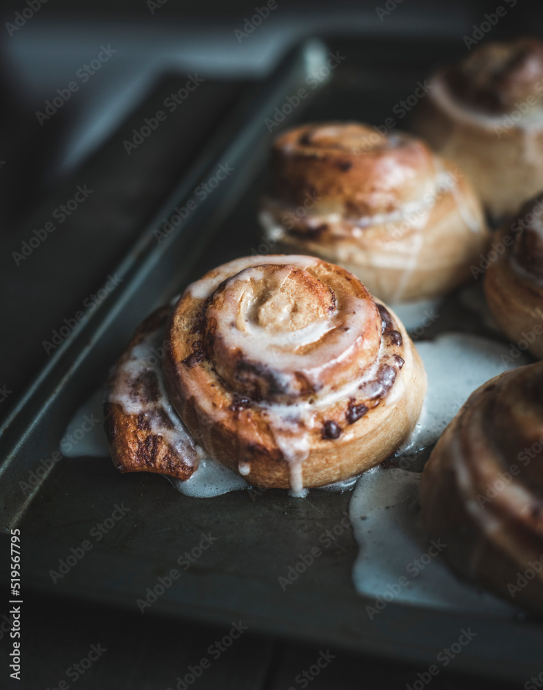 Cinnamon rolls with icing Cinnamon rolls with icing