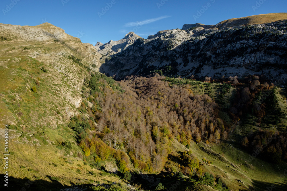 barranco de Petrachema, Parque natural de los Valles Occidentales, Huesca, cordillera de los pirineos, Spain, Europe